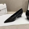Chaussures simples noires à talon moyen pour femmes chaussures de grand-mère rétro Parker pointu