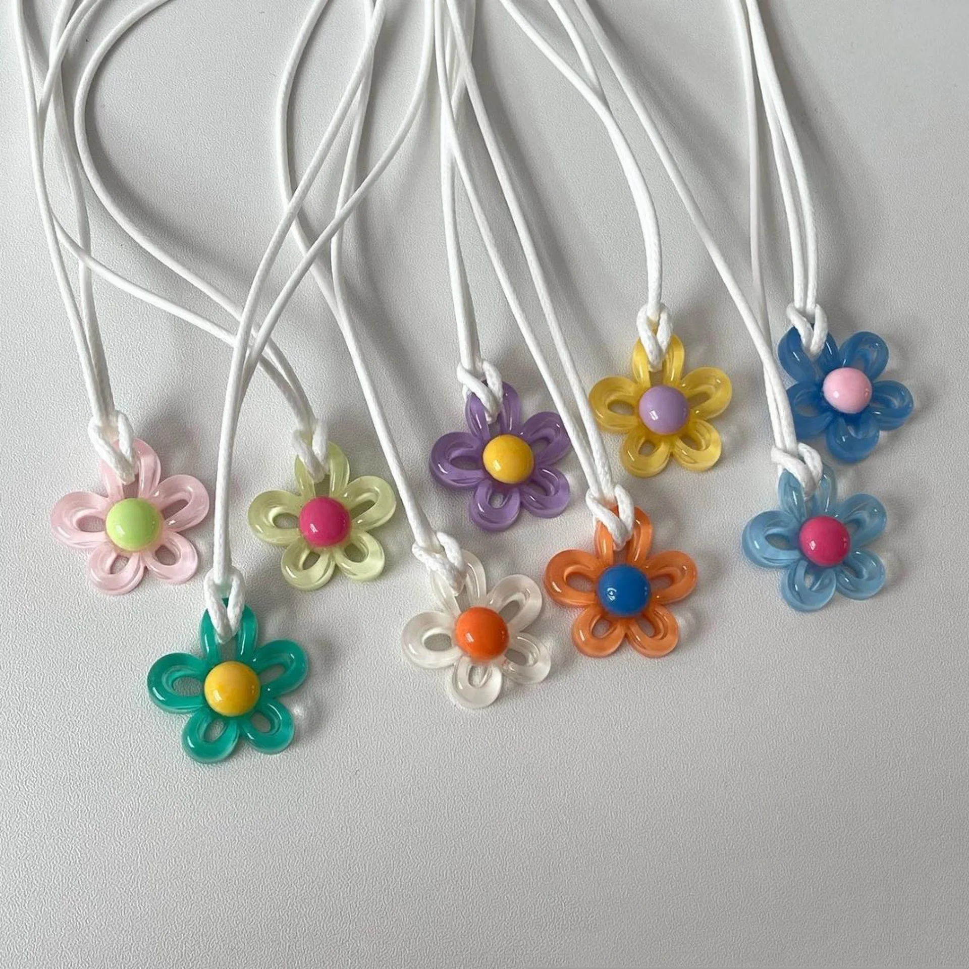 Bunte Acryl Blume Anhänger Wachs Linie Halskette Mode Hals handgemachte Kette Charme Aussage Frauen Pendel Y2K Schmuck Geschenk Image