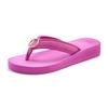 Badezehentrenner LASCANA, Damen, Gr. 41, pink, Obermaterial: 100% Textilmaterial. Decksohle: 100% Synthetik. Laufsohle: 100% Synthetik, unifarben, feminin, Schuhe Zehentrenner Dianette, Sandale, Pantolette, Badeschuh mit Ringapplikation "Italy" VEGAN
