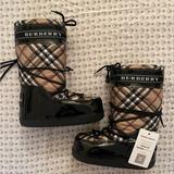 Burberry Shoes | Burberry Snow/Moon Boots | Color: Brown/Cream | Size: 7.5