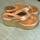 Nine West Shoes | Nine West Sandals Platform Golden Have Never Been Worn | Color: Gold | Size: 9