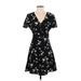 Missguided Casual Dress - A-Line V-Neck Short sleeves: Black Floral Dresses - Women's Size 4