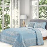 Traditional Medallion Lightweight Jacquard Bedspread Set in King Size