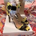 Jessica Simpson Shoes | Ladies Dress Shoe | Color: Black/Yellow | Size: 8