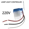 Interruttore crepuscolare 220V Sensore crepuscolare Interruttore sensore di luce Interruttore automatico On Off Fotocellula Lampione stradale Interruttore luce Controller