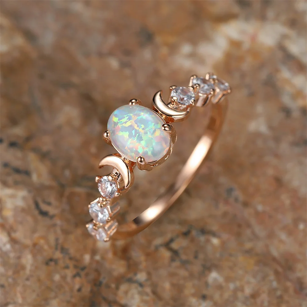 Regenbogen Weiß Feuer Opal Ring Rose Gold Silber Farbe Kleine Mond Ringe Für Frauen Hochzeit Bands Oval Stein Verlobungsring Schmuck Image