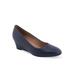 Women's Iris Pump by Aerosoles in Navy Leather (Size 6 M)