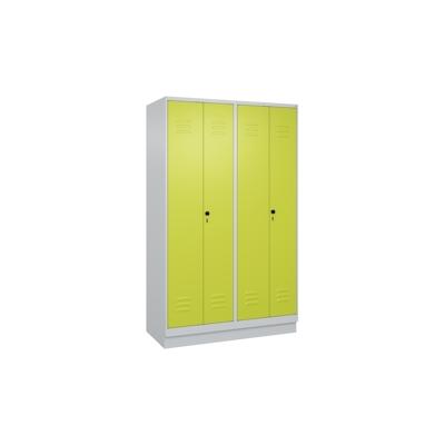 C+P Doppel-Spind Classic PLUS, Sockel, 4 Abteile, HxBxT 195x120x50cm, Sicherheitsdrehriegel, Hellgrau/Viridingrün von PROREGAL Image