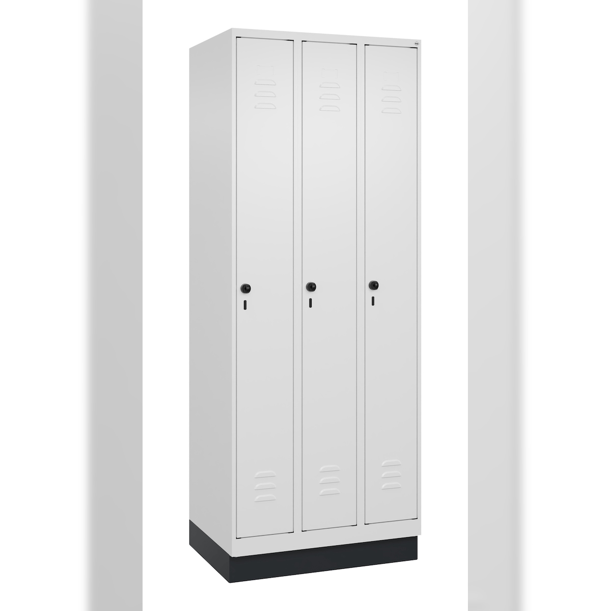 C+P Spind Classic PLUS, Sockel, 3 Abteile, HxBxT 195x75x50cm, Sicherheitsdrehriegel, Verkehrsweiß von PROREGAL Image