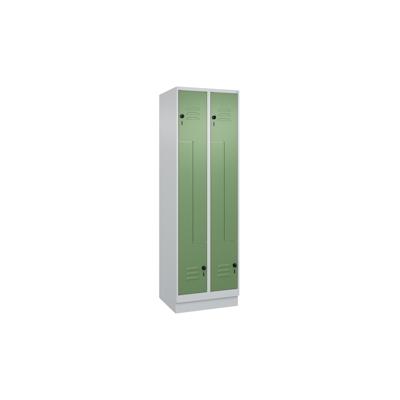 C+P Z-Spind Classic PLUS, Sockel, 4 Abteile, HxBxT 195x60x50cm, Sicherheitsdrehriegel, Hellgrau/Resedagrün von PROREGAL Image