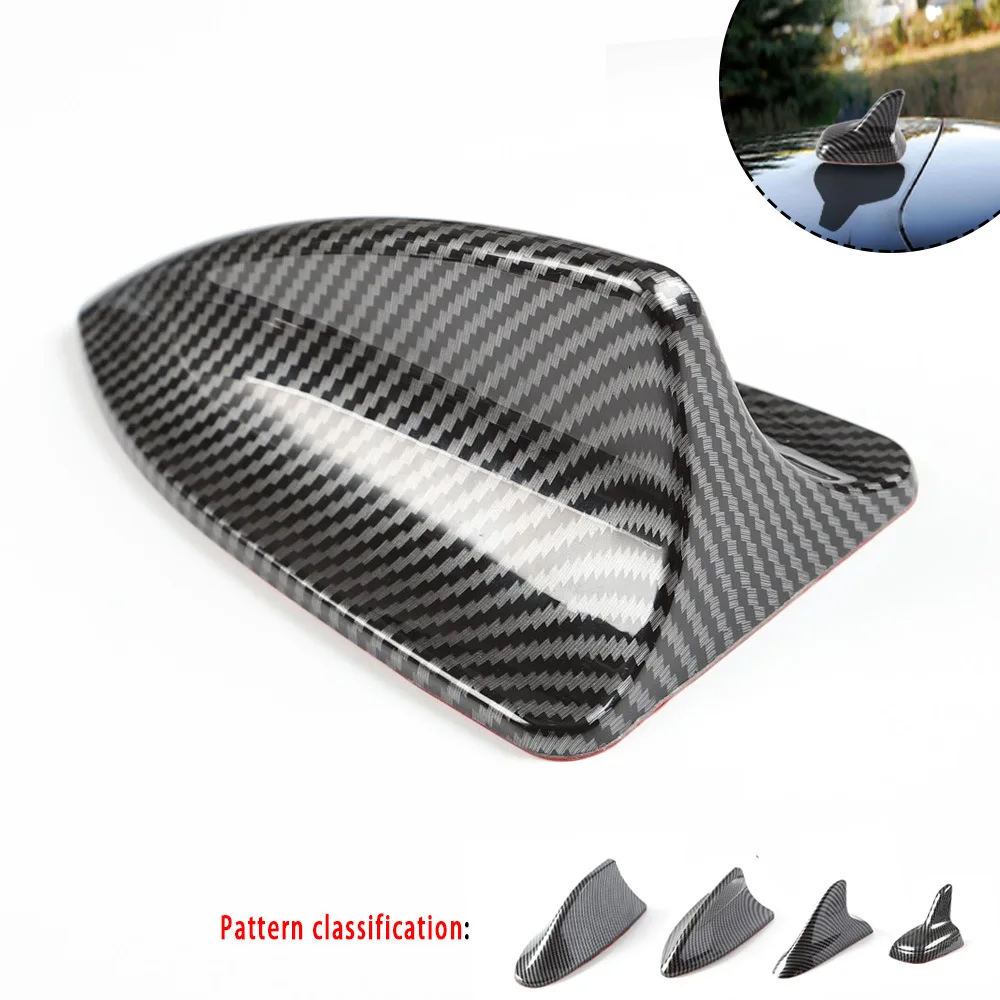 Antenna per pinna di squalo per auto in fibra di carbonio con funzione di ricezione del segnale Modello per auto Antenna per styling AM/FM con coda di pinna da forno