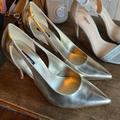 Nine West Shoes | Nine West Gold Stiletto Pumps Size 10m | Color: Gold | Size: 10