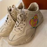 Gucci Shoes | Auth Gucci Women's Rhyton Heart Sneaker White Leather Sz 38.5 | Color: Cream | Size: 38.5