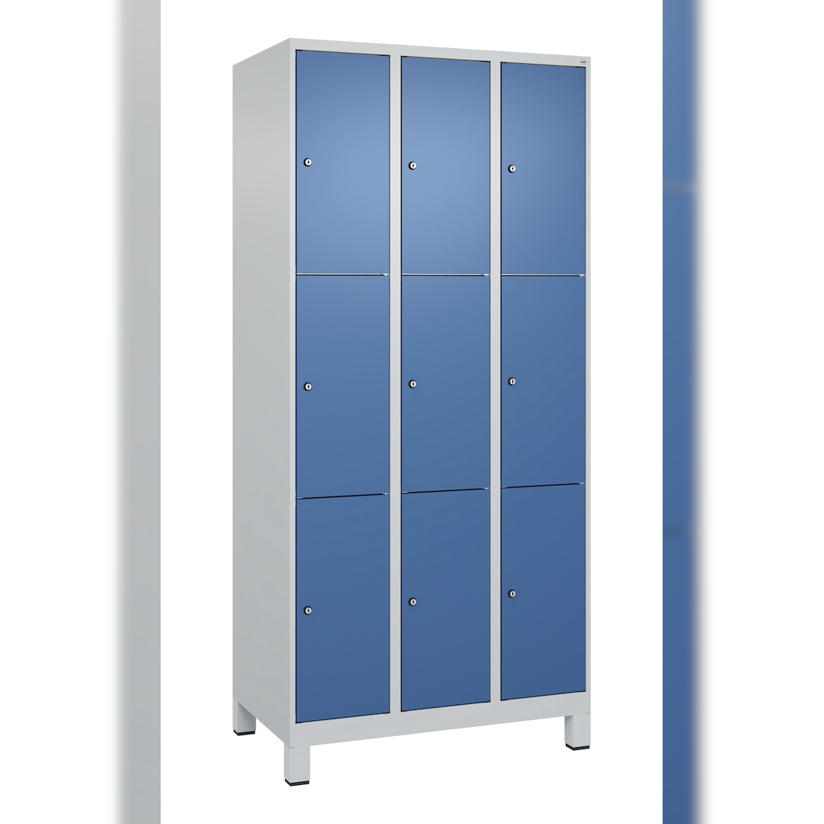 C+P Schließfachschränke Classic PLUS, Füßen, 9 Abteile, HxBxT 195x90x50cm, Zylinderschloss, Hellgrau/Fernblau von PROREGAL Image