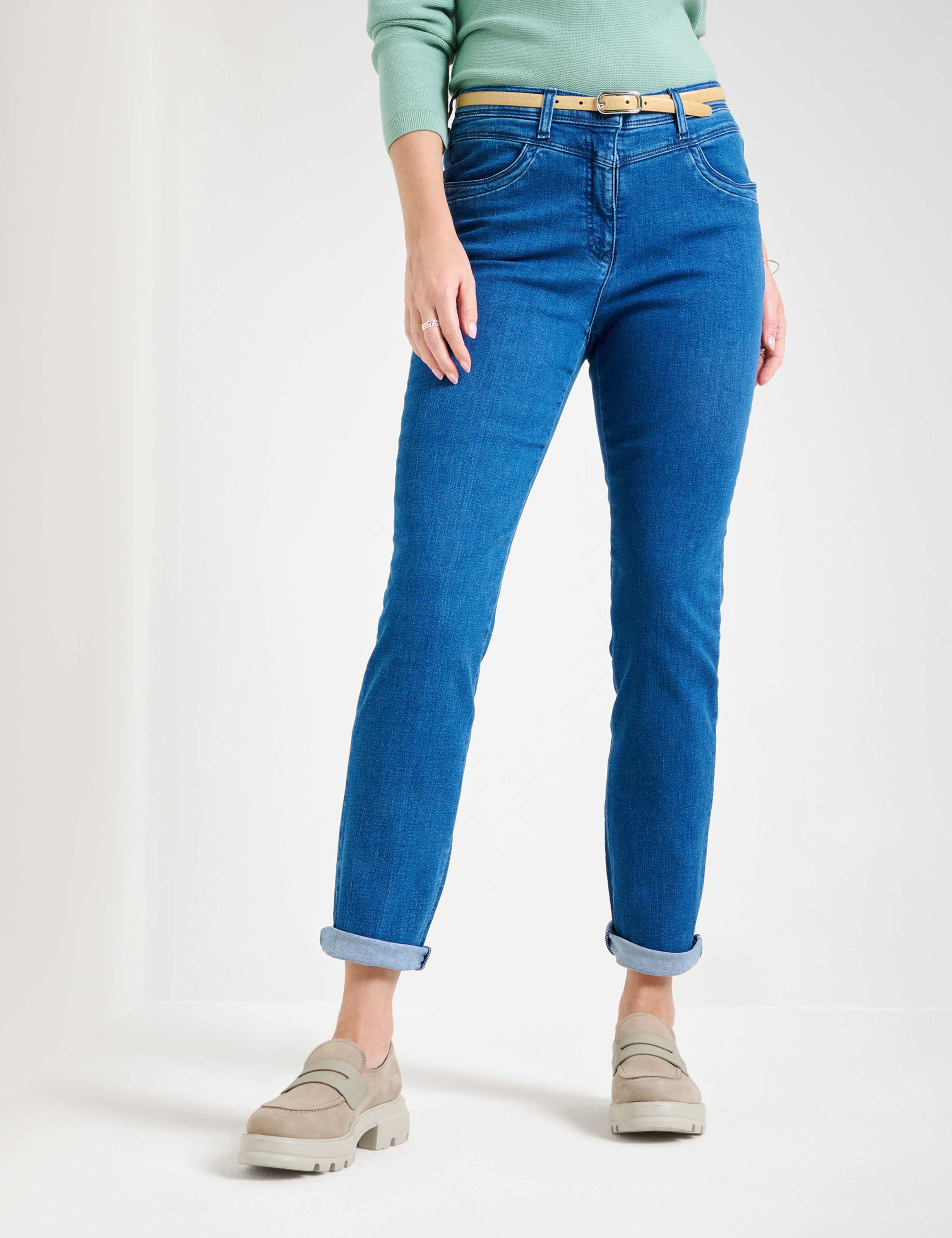 5-Pocket-Jeans RAPHAELA BY BRAX "Style LAURA NEW", Damen, Gr. 42K (21), Kurzgrößen, blau (stein), Denim/Jeans, 82% Baumwolle, 12% Lyocell, 5% Elastomultiester, 1% Elasthan, sehr schmal, Jeans 5-Pocket-Jeans