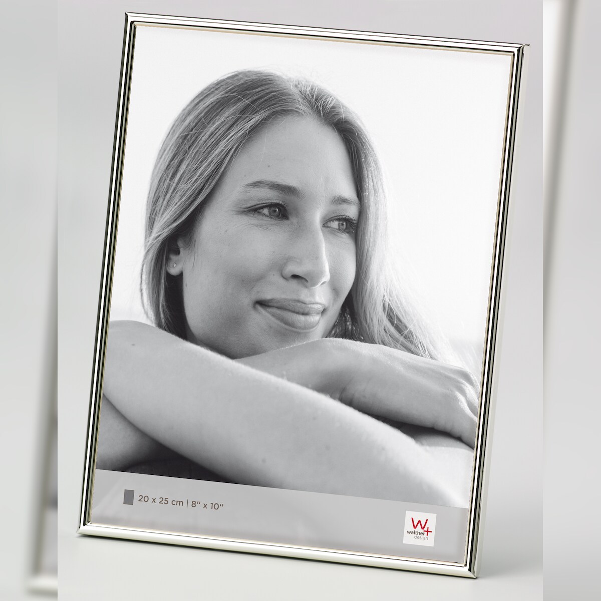 walther + design Chloe Portraitrahmen, silber, 20 x 25 cm Image