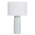 Lampe en céramique blanche et bleue et abat-jour en polyester recyclé blanc