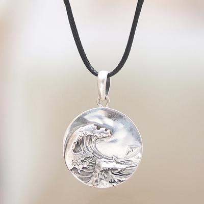 'Men's Sterling Silver Breaking Wave-Themed Pendant Necklace'