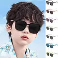 Lunettes de soleil carrées pour enfants lunettes de voyage pour enfants 7 couleurs en option