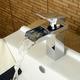 cascade de robinet mitigeur d'évier de salle de bain, robinet de lavabo de salle de bain chromé à un trou de style moderne à poignée unique tuyau d'eau chaude froide réglable en laiton