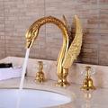 robinet mitigeur de lavabo de salle de bain répandu, robinets de lavabo 2 poignées 3 trous cygne robinets de bain en bronze doré et huilé de luxe noble