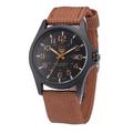 Montre à quartz pour homme montre analogique à quartz bracelet en toile montre décontractée automatique date montre à quartz militaire verte simple analogique sport homme Cadeaux pour la fête des