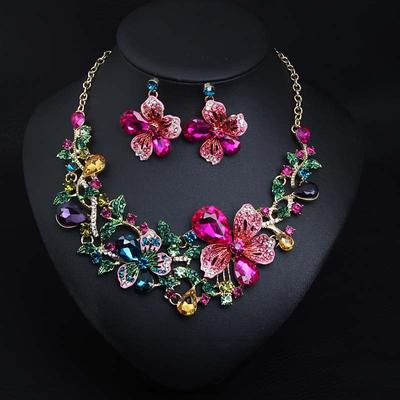 Fall Wedding Bridal Jewelry Sets Two-piece Suit Cubic Zirconia Rhinestone Alloy 1 Necklace Earrings Women's Statement European Classic Flower Shape irregular Jewelry Set For Party Wedding