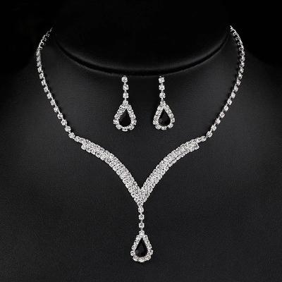 1 set Bridal Jewelry Sets For Women's Party Evening Gift Formal Rhinestone Alloy Chandelier Drop / Engagement