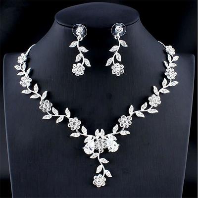1 set Bridal Jewelry Sets For Women's White Christmas Party Wedding Rhinestone Alloy Link / Chain Drop Flower Botanical / Gift / Engagement