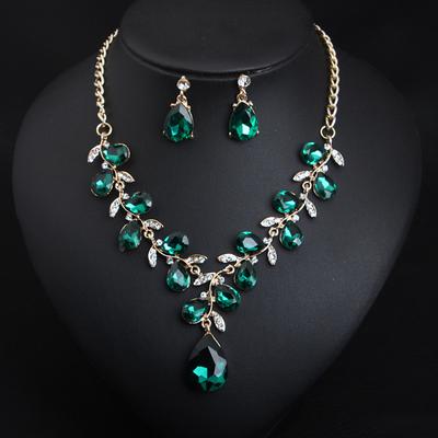 Bridal Jewelry Sets 1 set Crystal Rhinestone Alloy 1 Necklace Earrings Women's Statement Colorful Cute Fancy Flower irregular Jewelry Set For Party Wedding