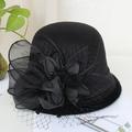 Kentucky Derby Hat Fall Wedding Hats Artificial feather Poly / Cotton Blend Bowler / Cloche Hat Bucket Hat Fedora Hat Casual Holiday Vintage Style Elegant With Feather Appliques Headpiece Headwear