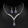 Bridal Jewelry Sets 2pcs Clear Rhinestone Alloy 1 Necklace Earrings Women's Personalized Stylish Artistic Classic Precious irregular Jewelry Set For Wedding Special Occasion Street