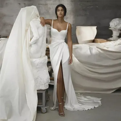 Robes de mariée sirène simples pour femmes robe de mariée bohème en satin fente latérale dos nu