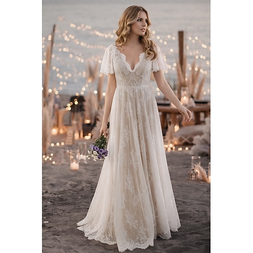 Matrimonio in spiaggia Abiti da sposa sexy in spiaggia in colore Abiti da matrimonio Boho A-Line Collo a V Manica corta Strascico Spazzola Pizzo Abiti da sposa con sleghe nastri Nastro Nastro