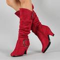 stivali morbidi al ginocchio in pelle scamosciata rossa da donna con dettaglio fibbia e tacco medio: calzature eleganti per l'autunno e l'inverno