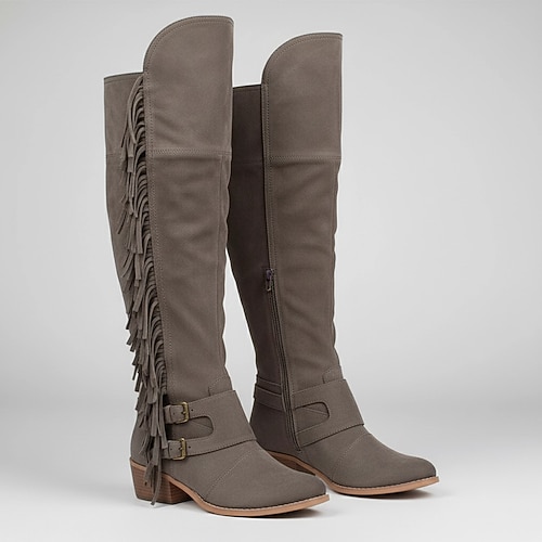 kniehohe Stiefel aus braunem Wildleder mit Fransen und Schnallenriemen für Damen – Western-Stil für Festivals, Freizeitausflüge und Abenteuer im Freien Image