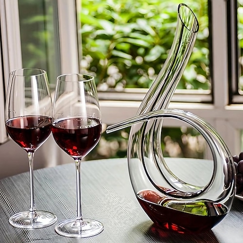1 Stück, handgefertigter Rotwein-Dekanter aus Kristallglas – 46-Unzen-Karaffe und Luftreiniger aus bleifreiem Glas für die Hausbar – einzigartiges 6-förmiges Design – perfekt für Meetings und Image
