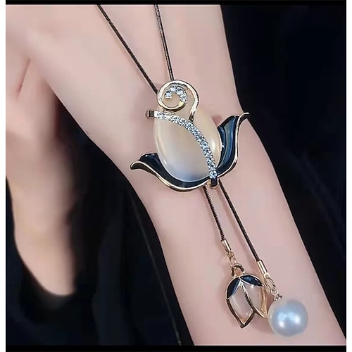 Weihnachtsgeschenke für Frauen Mama koreanische Version von Herbst und Winter Kristall Pulloverkette Halskette Großhandel High-End Frauen lange Kette vielseitige Quastenperlenanhänger mit Zubehör Image