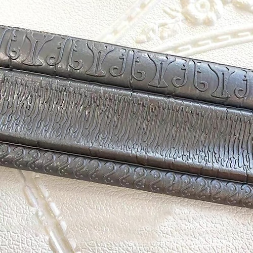 Coole Tapeten, einfarbige Tapetenbordüre, Wandbild, Taille, abziehen und aufkleben, selbstklebendes modernes PVC/Vinyl-Wandtattoo für Zimmer, 230 x 8 x 0,8 cm x 1 Stück Image