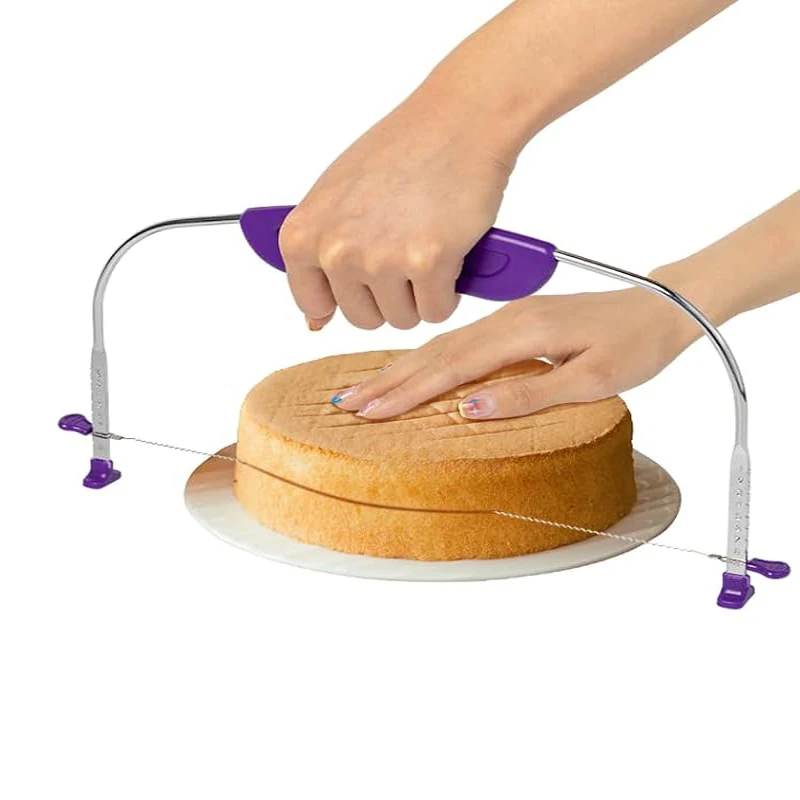 Livellatore per torta regolabile per livellare e tortare, taglierina per strati, affettatrice, sega a filo, strumento per decorare torte, taglierina per torte di pane, strumento di cottura