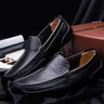 Mocassini in vera pelle da uomo Design mocassino moda Slip On Soft Flat Casual scarpe da uomo