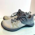 Nike Shoes | Nike Mens Metcon Flyknit 3 Aq8022-002 Gray Running Shoes Sneakers Size 9m | Color: Gray | Size: 9