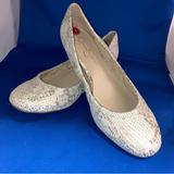 Jessica Simpson Shoes | Jessica Simpson Angelique Size 10 Faux Silver Snakeskin Print Ballet Flats | Color: Cream/Silver | Size: 10