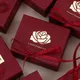 Petite boîte-cadeau de bonbons avec ruban faveurs de mariage roses dorées pour invités boîtes