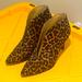 Jessica Simpson Shoes | Gently Used Jessica Simpson Womens Brown Leopard Print Plunging V Shaped Shoe | Color: Brown/Tan | Size: 8