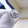 100% labor Moissanite Engagement Ring 1-3 Carat Round Brilliant Diamant Platz Halo Ring Traum