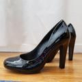 Jessica Simpson Shoes | Jessica Simpson Round Toe Black Heels | Color: Black | Size: 6
