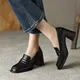 Mocassins en Cuir Fendu pour Femme Chaussures à Talons Épais Escarpins Concis à Enfiler Nouvelle