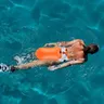 Swim Safety Float e Drybag boa da bagno per nuotatori in acqua aperta triatleti Kayakers e