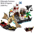 Nuova serie di pirati medievali Eldorado Fortress 10320 Fortress Pirate Barracuda Bay blocchi
